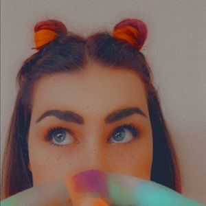 Meet your Posher, Kaylee